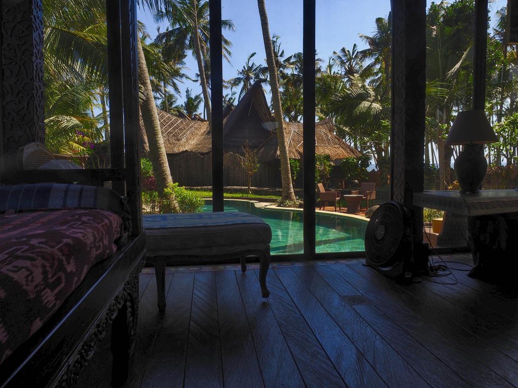 Most Exotic Beachfront Villa Keong Табанан Экстерьер фото